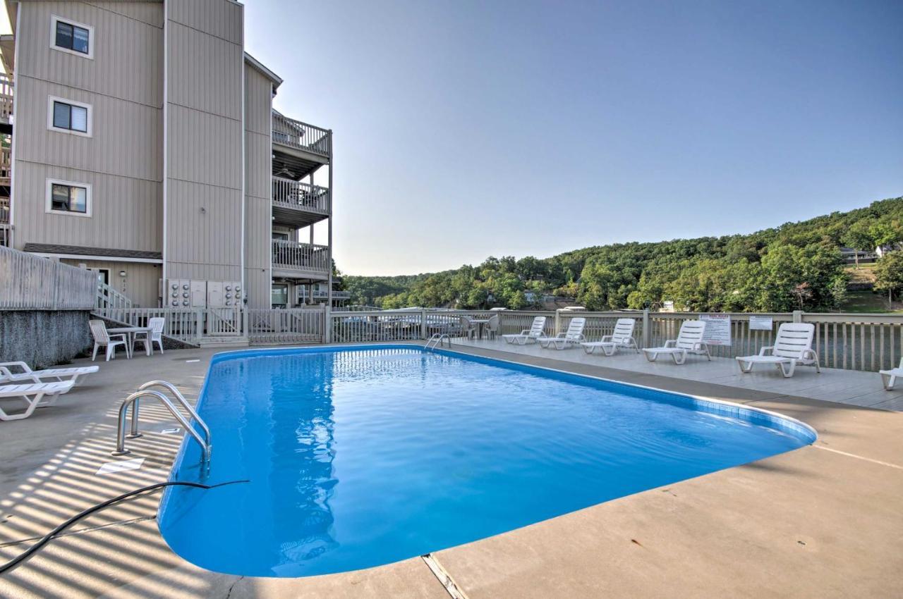 Lakefront Osage Beach Condo With Community Pool エクステリア 写真