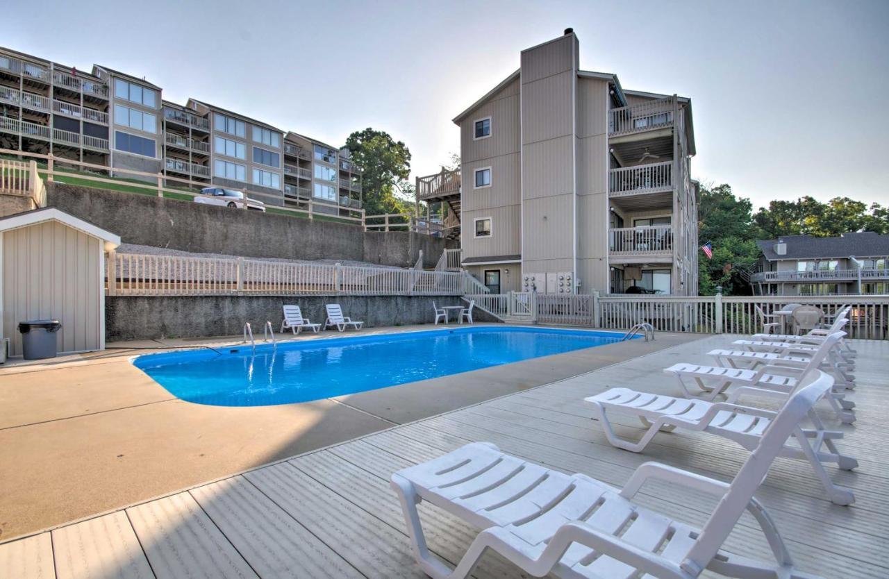 Lakefront Osage Beach Condo With Community Pool エクステリア 写真